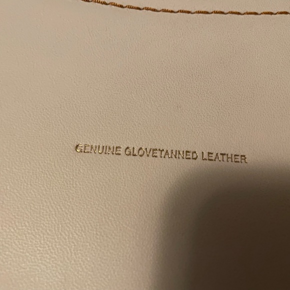 Coach OffWhite Genuine Glovetanned Leather Rogue Tote With Coach Link Detail - Picture 7 of 16